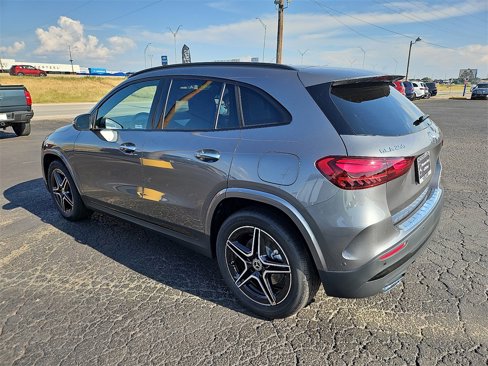 New 2026 Mercedes-Benz GLA 250 image 4