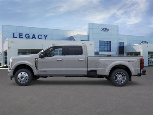 New 2026 Ford F450 Platinum w/ Platinum Plus Package image 3