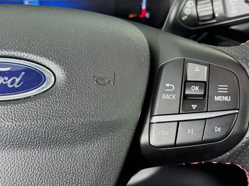 Used 2025 Ford Escape ST-Line Select image 14