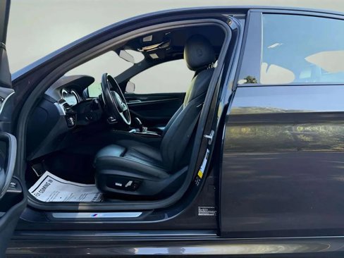 Used 2018 BMW 540i xDrive image 10