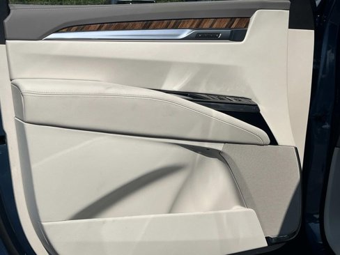 New 2025 Cadillac Escalade Sport Platinum image 26