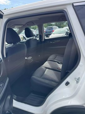 Used 2017 Nissan Rogue S image 22