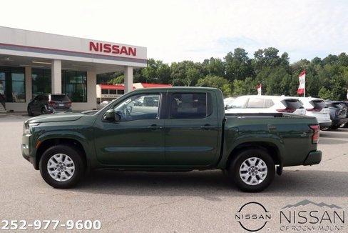 Used 2024 Nissan Frontier SV w/ SV Convenience Package image 4