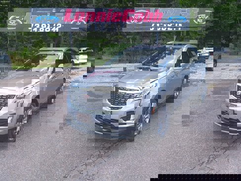 Used 2024 Cadillac XT5 Premium Luxury image 2