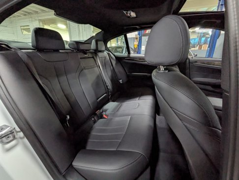 Used 2022 BMW 540i xDrive w/ M Sport Package image 26
