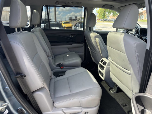 Used 2019 Honda Pilot Elite image 12