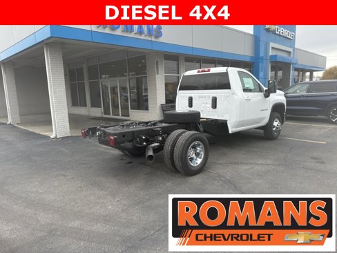 New 2025 Chevrolet Silverado 3500 LT w/ Convenience Package image 2