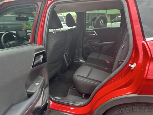 Used 2022 Mitsubishi Outlander ES image 28