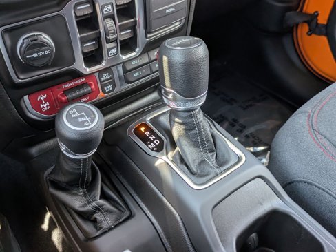 New 2025 Jeep Gladiator Rubicon image 15