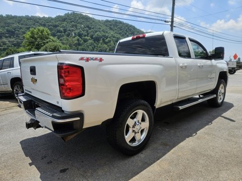 Used 2015 Chevrolet Silverado 2500 LT w/ LT Convenience Package image 4