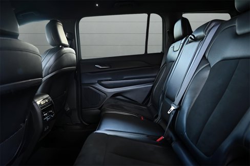 Used 2024 Jeep Grand Cherokee L Laredo image 25