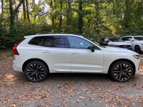 New 2026 Volvo XC60 T8 Ultra w/ Protection Package Premier image 8