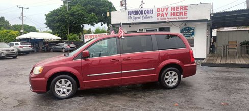 Used 2012 Chrysler Town & Country Touring w/ Entertainment Group #1 image 4