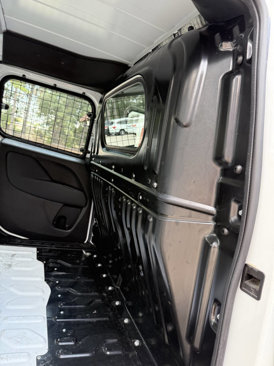 Used 2021 RAM ProMaster City Tradesman w/ Window Group 05 image 9