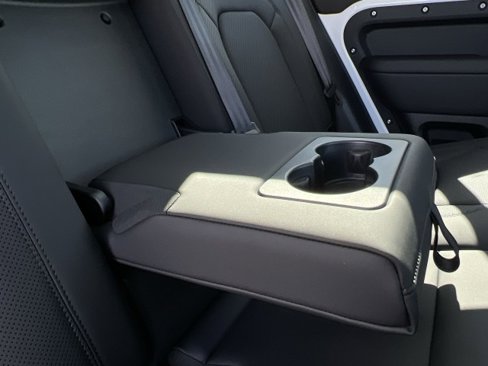 New 2025 Land Rover Defender 110 S image 20