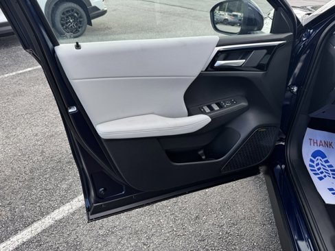 New 2025 Mitsubishi Outlander SE image 14