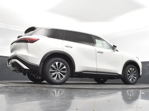 Certified 2025 INFINITI QX60 Pure image 43