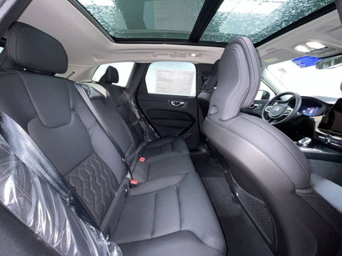 New 2026 Volvo XC60 B5 Plus w/ Climate Package image 12