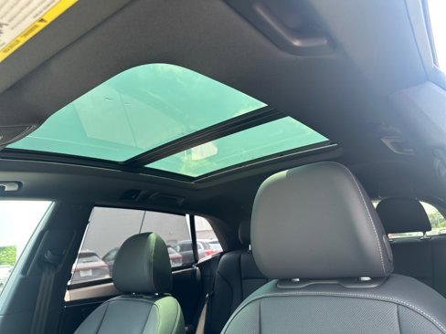 New 2025 Audi Q8 Premium Plus image 21