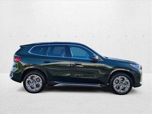 Used 2025 BMW X1 xDrive28i w/ Technology Package image 4