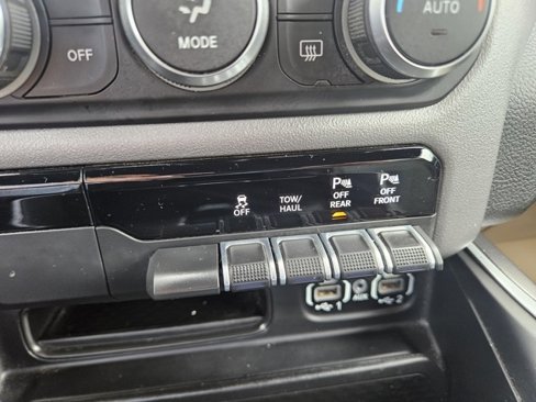Used 2022 RAM 1500 Big Horn image 30