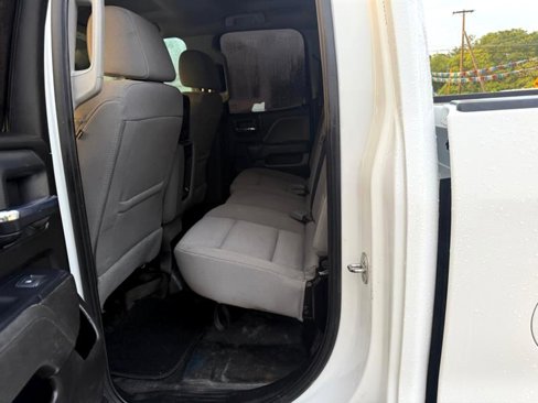 Used 2019 Chevrolet Silverado 2500 W/T image 12