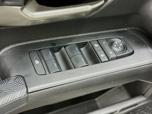 Used 2024 Toyota Tacoma TRD Off-Road image 15