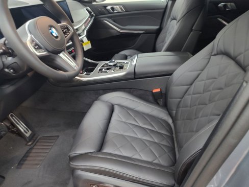 New 2026 BMW X7 xDrive40i image 5