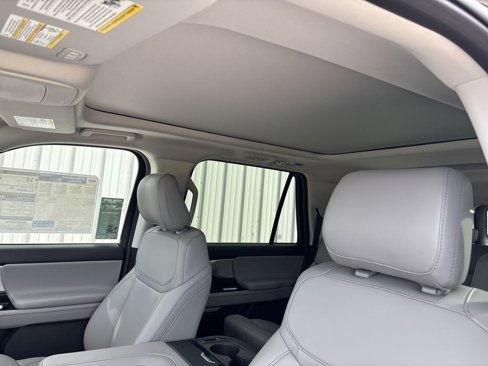New 2025 Ford Expedition Max Active image 24