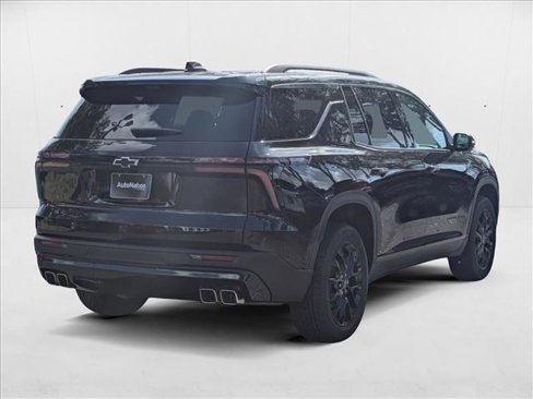 New 2026 Chevrolet Traverse LT w/ Midnight/Sport Edition image 2
