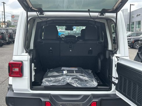 New 2025 Jeep Wrangler Sahara image 4