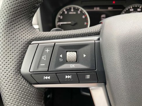 New 2025 Mitsubishi Outlander AWD image 16