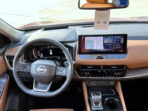 New 2026 Nissan Rogue Platinum image 14