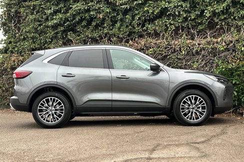 New 2024 Ford Escape SE w/ PHEV Premium Package image 3