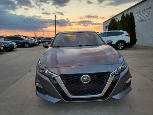 Used 2020 Nissan Altima 2.5 S image 2