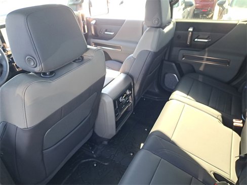 New 2025 GMC Hummer EV 2X image 7