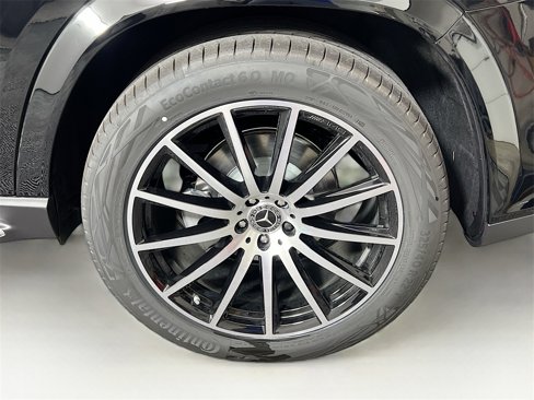 New 2026 Mercedes-Benz GLS 580 4MATIC image 35