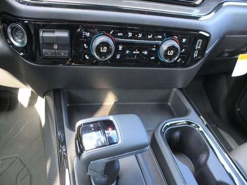 New 2026 Chevrolet Silverado 1500 ZR2 image 12