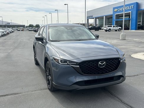 Used 2023 MAZDA CX-5 Carbon Edition image 2