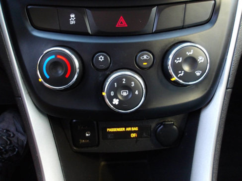 Used 2019 Chevrolet Trax LS w/ Tint and Cruise Package image 15
