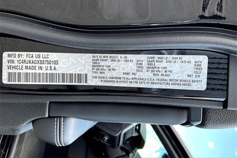 New 2025 Jeep Grand Cherokee L Altitude image 15