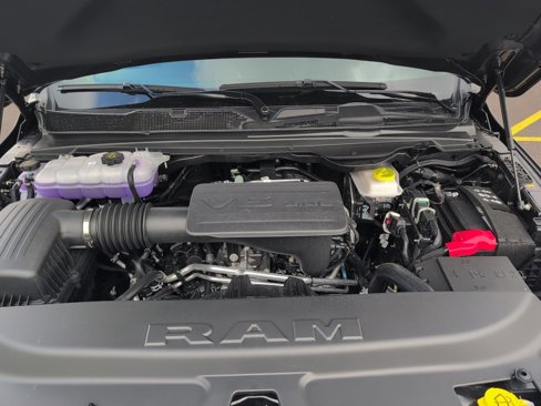 New 2025 RAM 1500 4x4 Crew Cab image 68