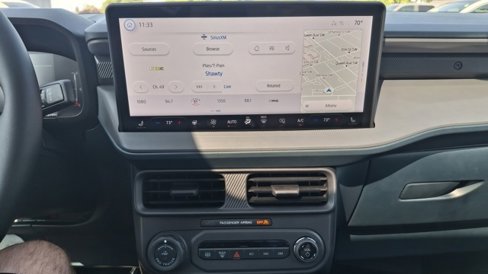 New 2025 Ford Maverick Lariat w/ Black Appearance Package image 8