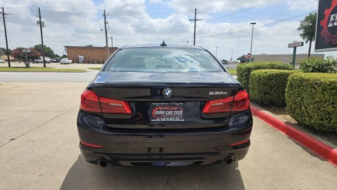 Used 2018 BMW 530e w/ Premium Package 2 image 4