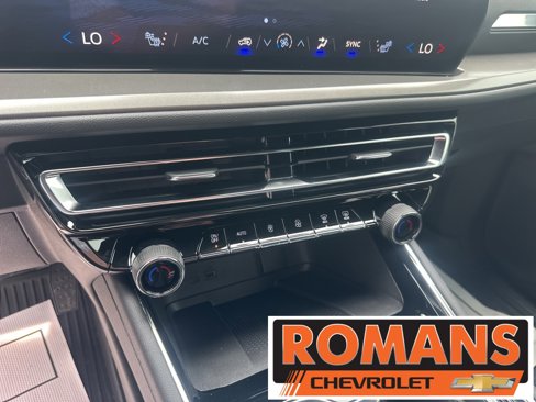 New 2026 Chevrolet Traverse LT w/ Driver Confidence Package image 14