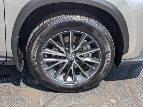 Used 2022 Lexus NX 350 AWD image 11