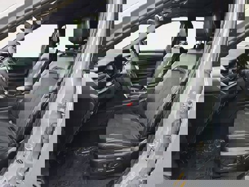 Used 2024 Jeep Grand Cherokee Altitude image 9