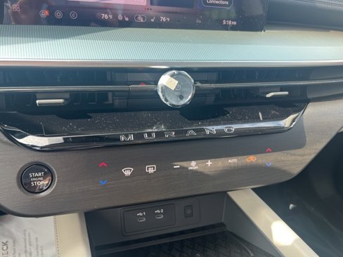 New 2025 Nissan Murano SL image 17