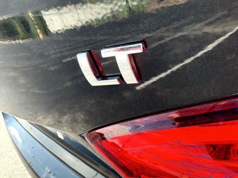 Used 2018 Chevrolet Cruze LT image 6