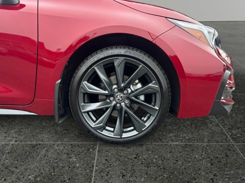 Used 2024 Toyota Corolla SE w/ SE Premium Package image 9